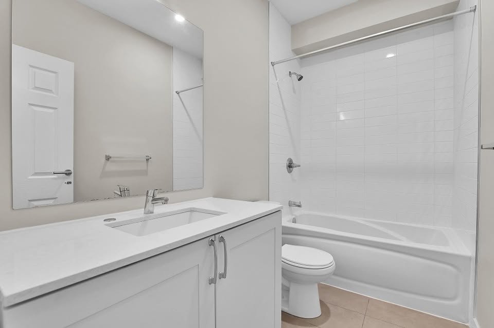 2-Bed Townhouse Basement Suite for Rent in Stittsville – First Month Free