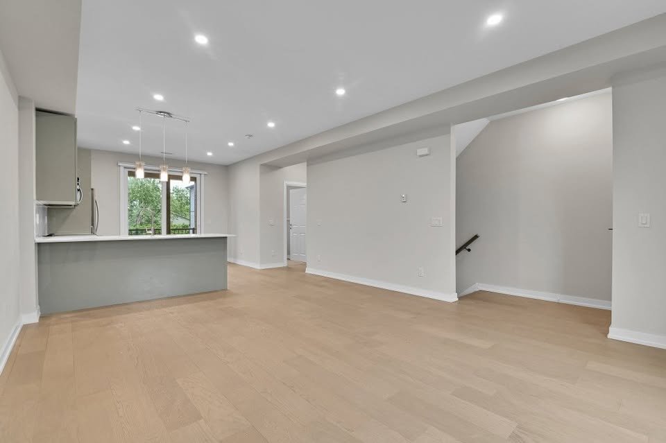 2-Bed Townhouse Basement Suite for Rent in Stittsville – First Month Free