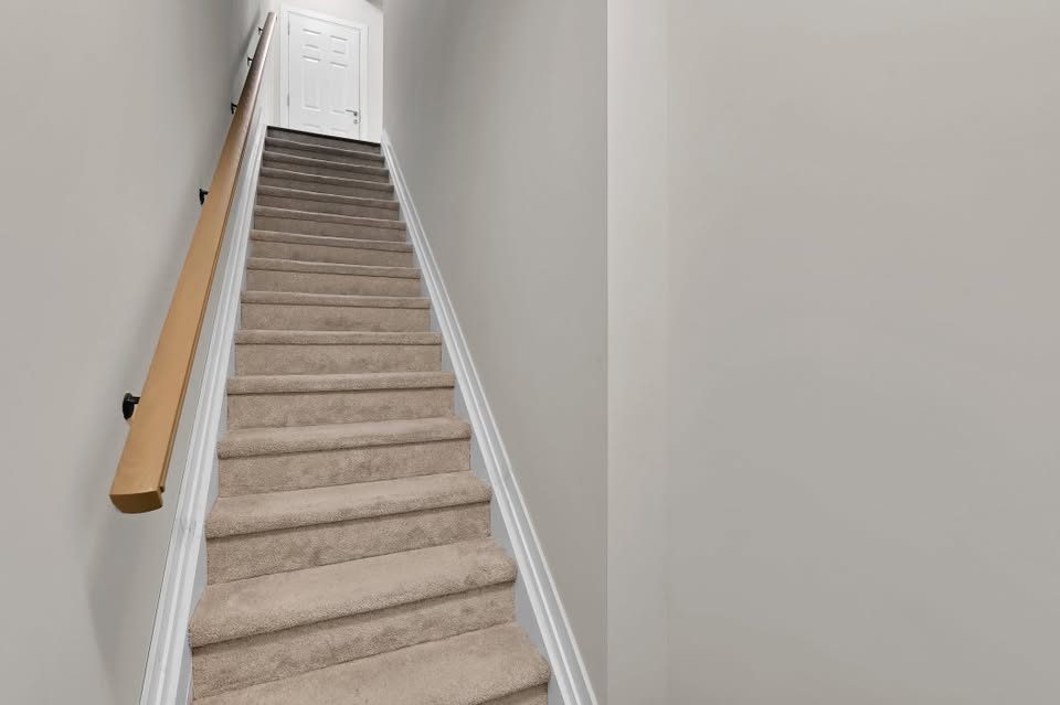 2 Bedroom Upper Townhouse Suite