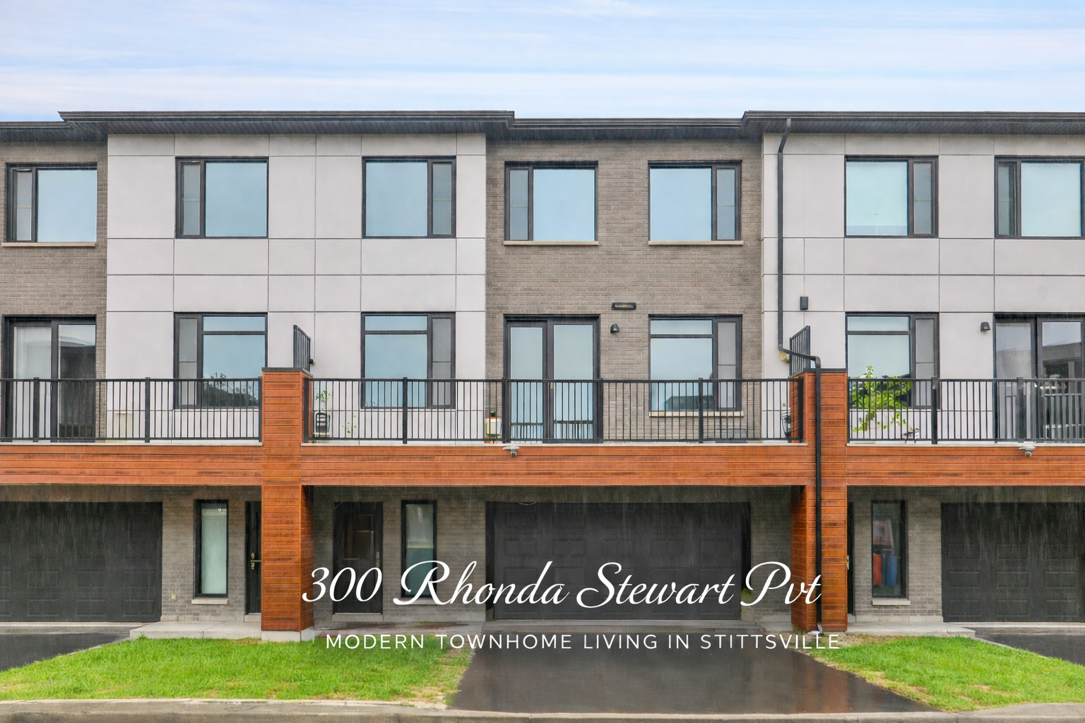 3 Beds 2.5 Baths Townhouse with Double Garage