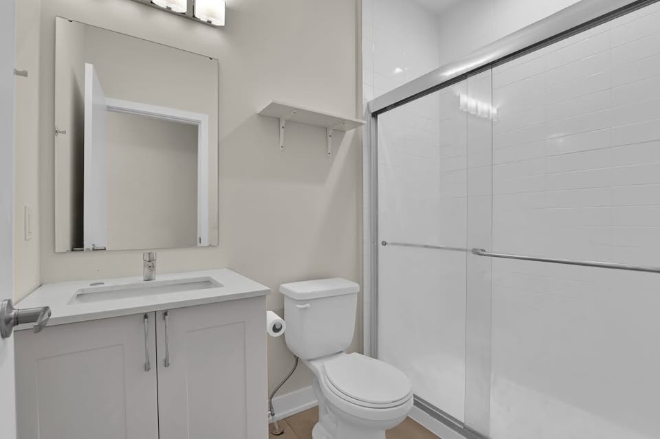 3 Beds 2.5 Baths Townhouse with Double Garage
