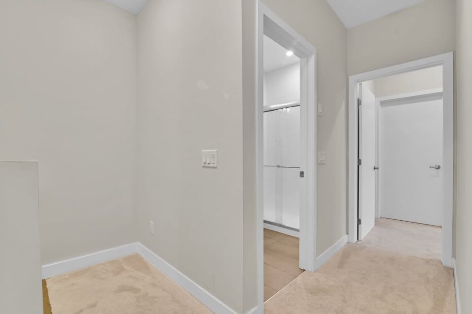 3 Beds 2.5 Baths Townhouse with Double Garage