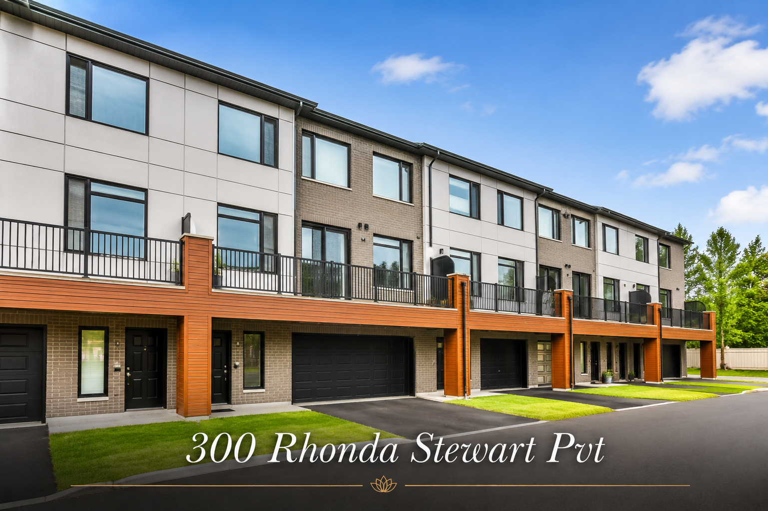 3 Beds 2.5 Baths Townhouse with Double Garage