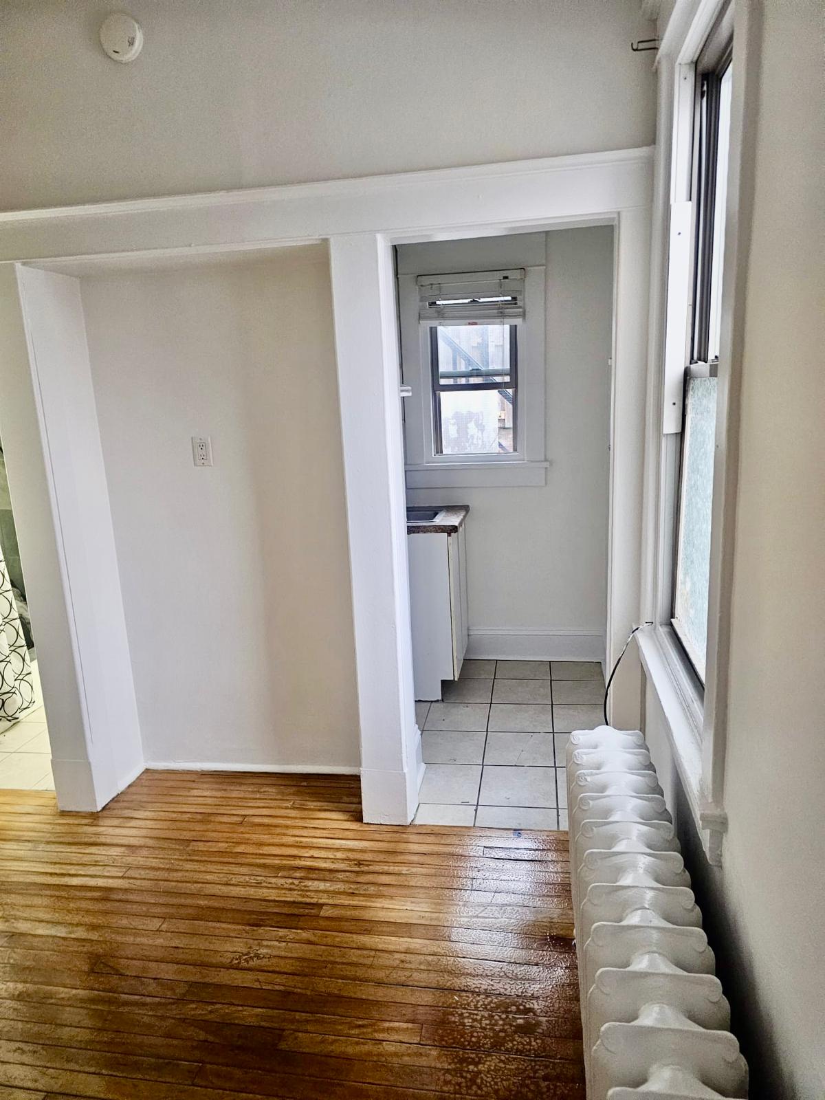 Listing photo thumbnail